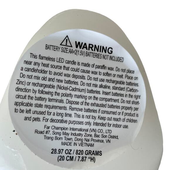 Christian Siriano Jeweled Skull LED Wax Candle Spooky Halloween Glam Decor New - Picture 14 of 14